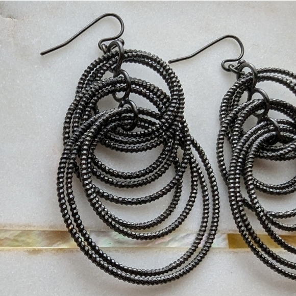 Lot of Lia Sophia Jewelry - Picture 6 of 11